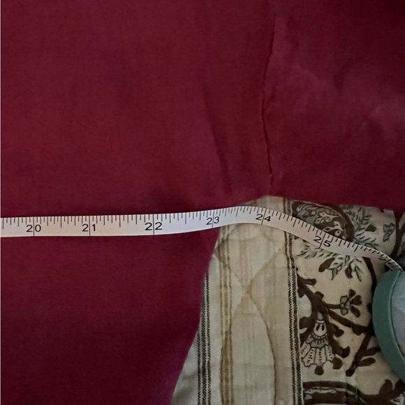 Linen berry colored top - Picture 5 of 6
